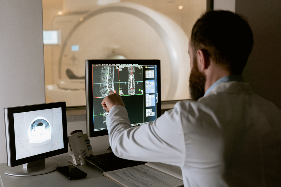 What is 'Interventional Radiology'? LAIIC LA Imaging